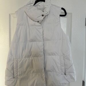 White vest Athleta 1x